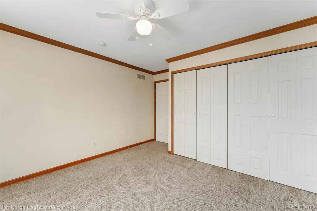 64 Rosebud Lane Mt. Clemens City MI 48043