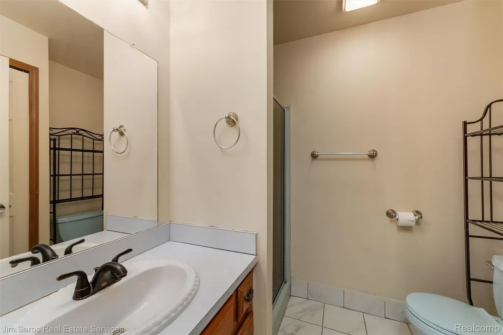 64 Rosebud Lane Mt. Clemens City MI 48043