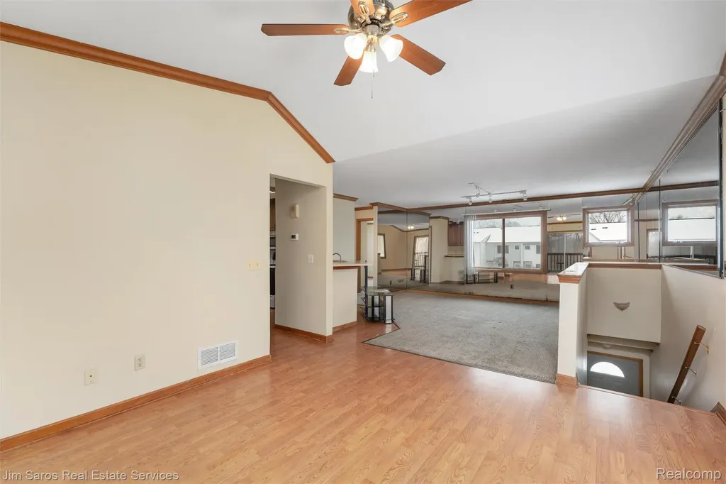 64 Rosebud Lane Mt. Clemens City MI 48043