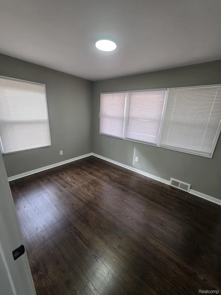 14354 Faust Avenue Detroit City MI 48223