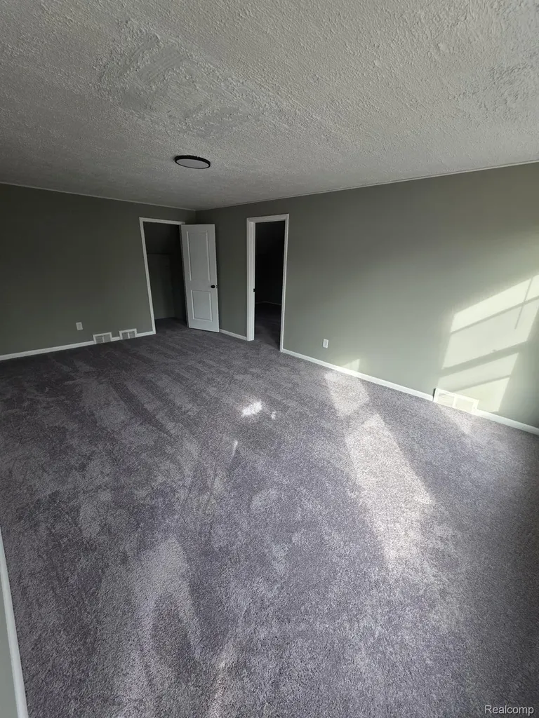 14354 Faust Avenue Detroit City MI 48223