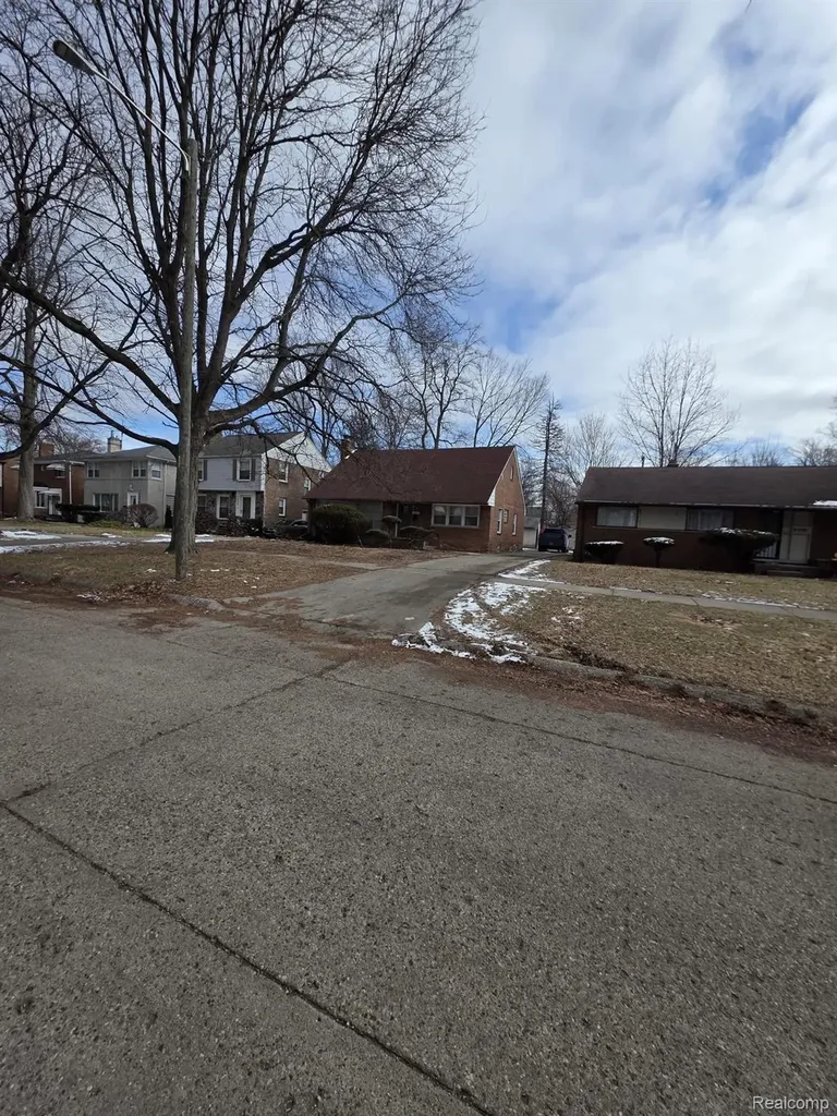 14354 Faust Avenue Detroit City MI 48223