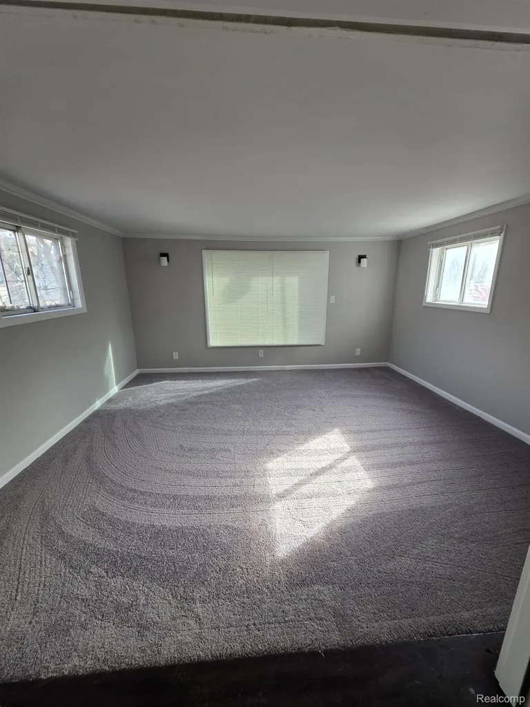 14354 Faust Avenue Detroit City MI 48223