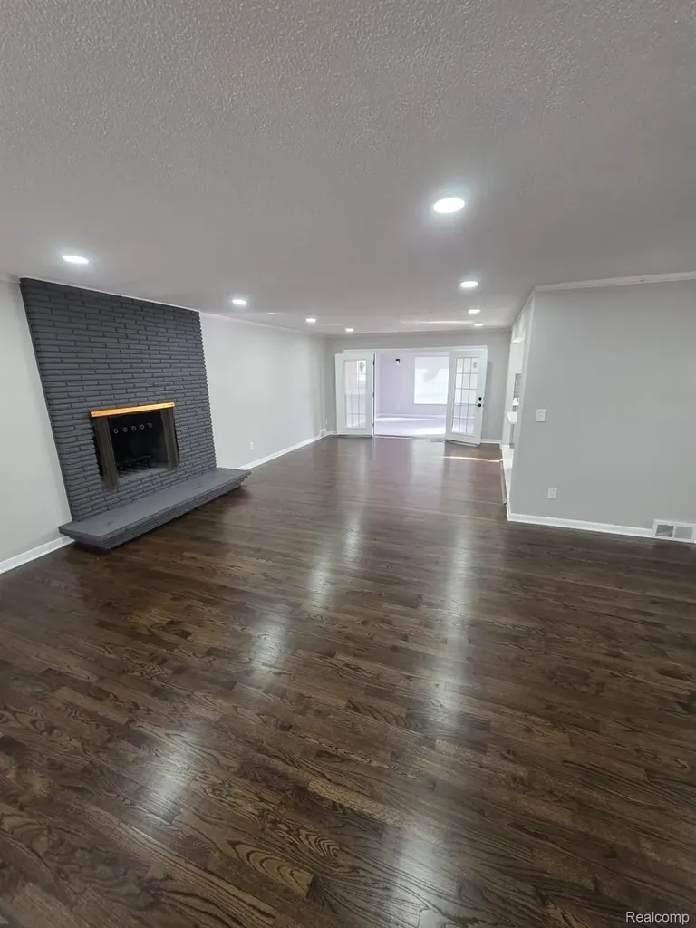 14354 Faust Avenue Detroit City MI 48223