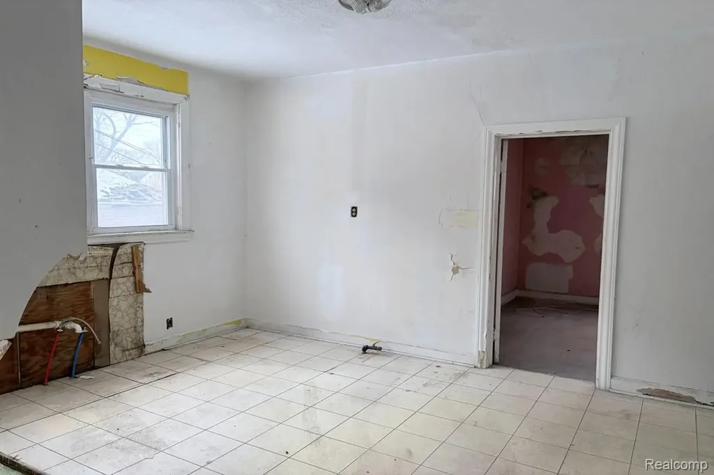 5105 Seyburn Street Detroit City MI 48213