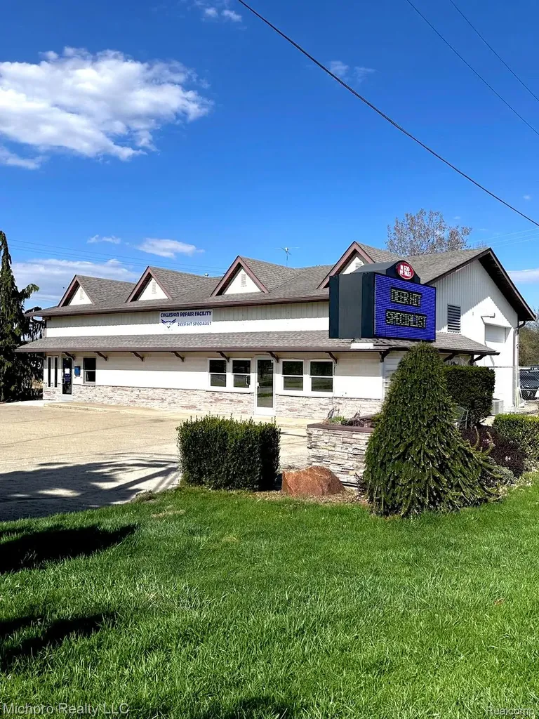 41 S Lake Pleasant Road Attica Township MI 48412