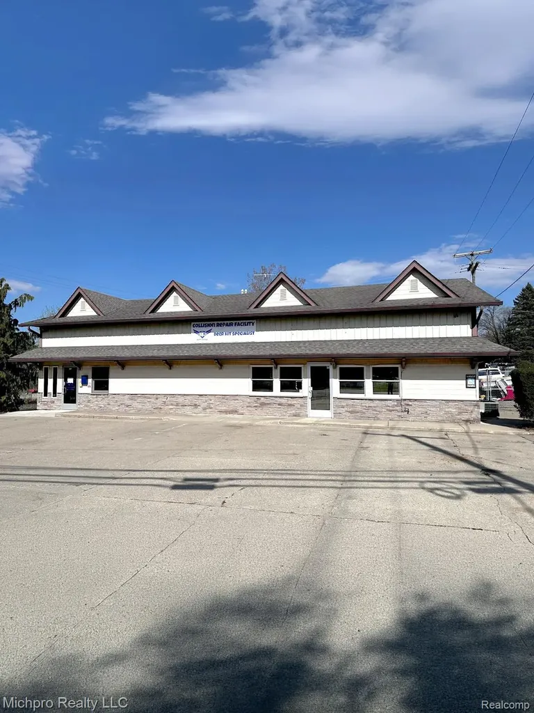 41 S Lake Pleasant Road Attica Township MI 48412