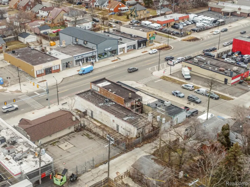16815 W Warren Avenue Detroit City MI 48228