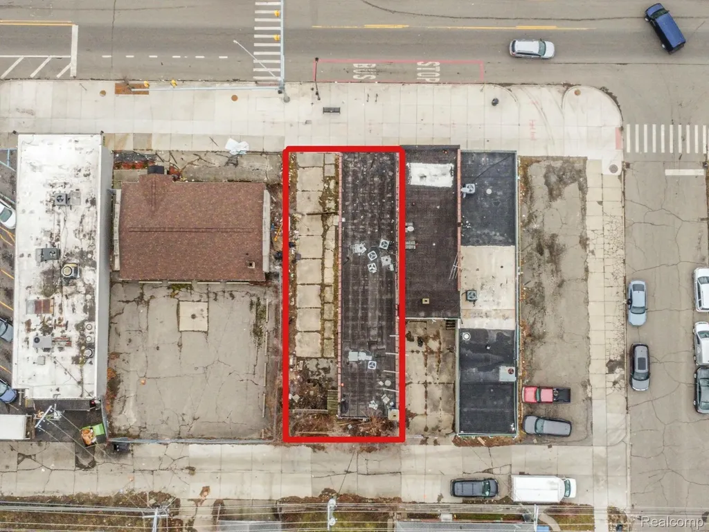 16815 W Warren Avenue Detroit City MI 48228