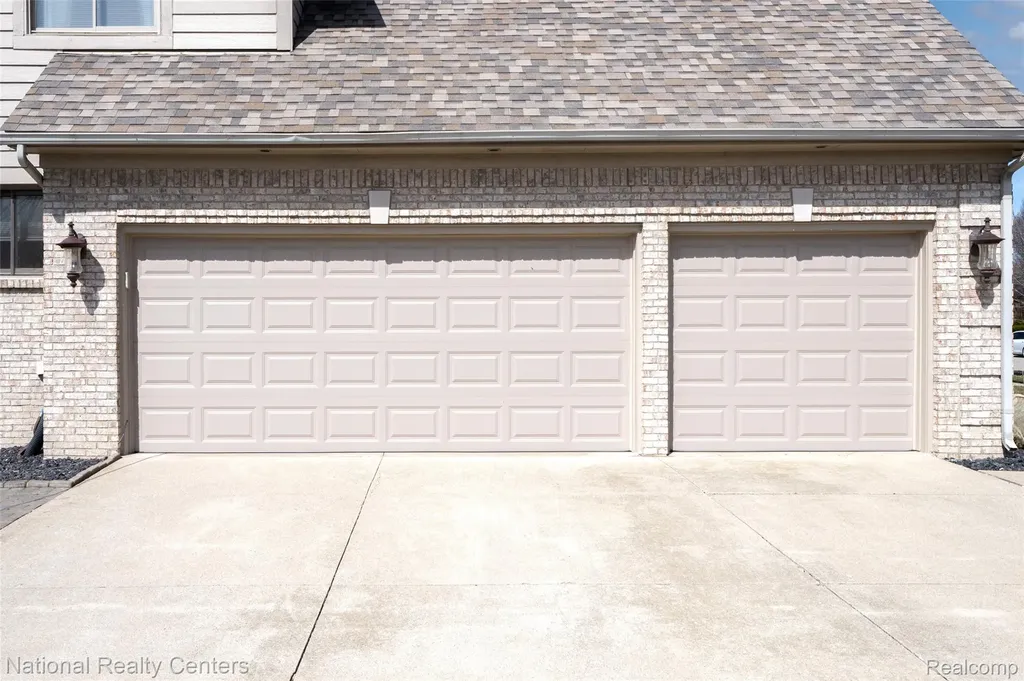 56175 Saint Andrews Drive Macomb Township MI 48042