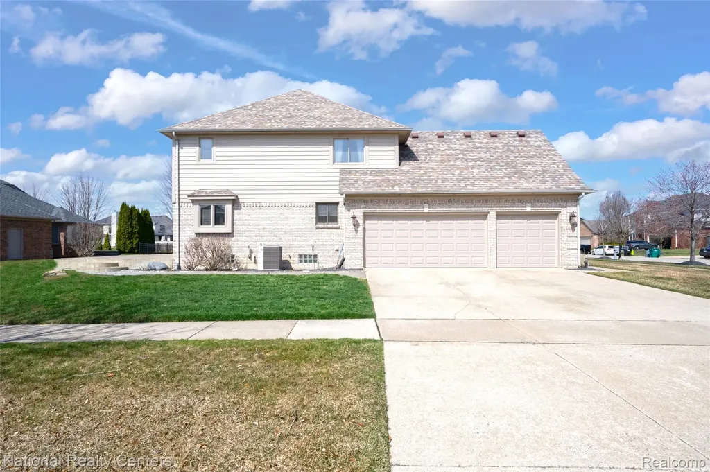 56175 Saint Andrews Drive Macomb Township MI 48042