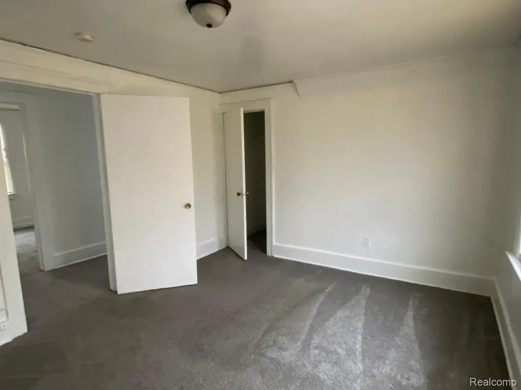 443 Algonquin Street Detroit City MI 48215