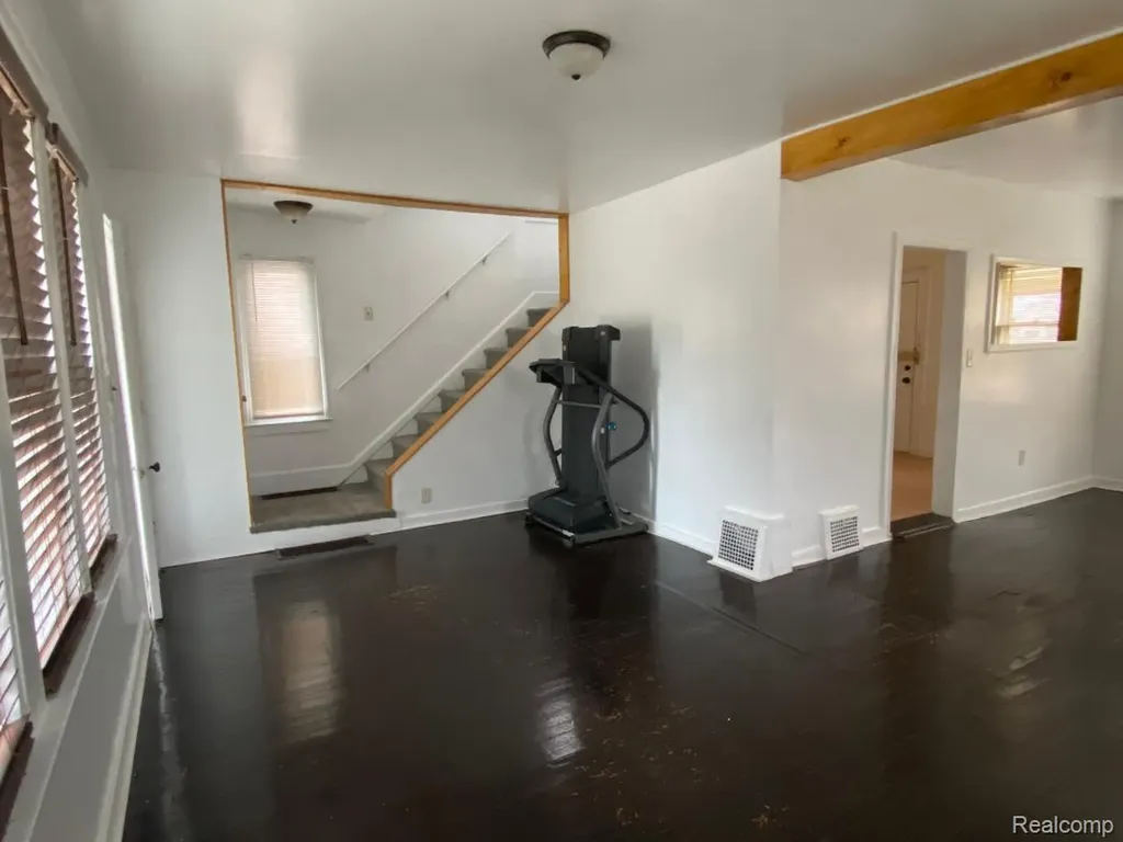 443 Algonquin Street Detroit City MI 48215