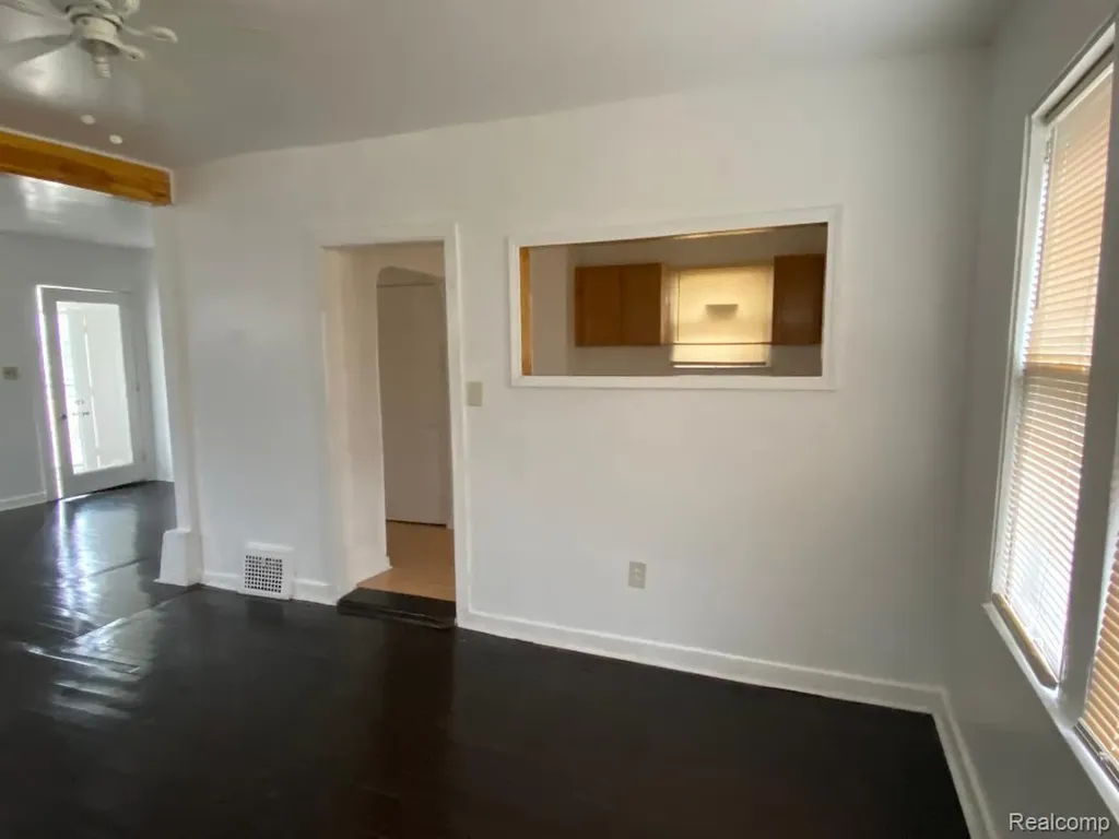 443 Algonquin Street Detroit City MI 48215