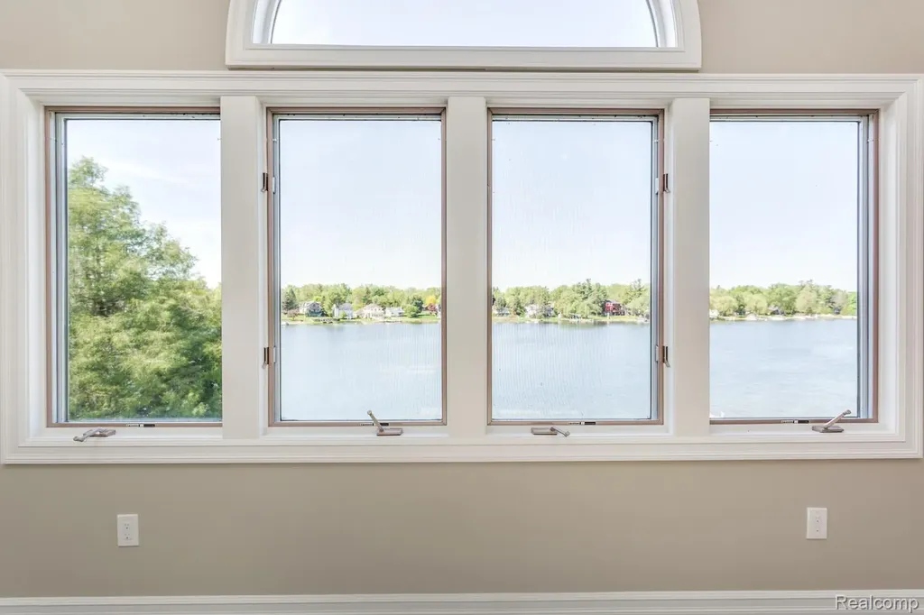 16665 Kings Fairway Lane Grand Blanc City MI 48439