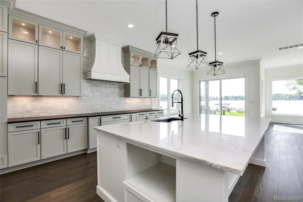 16665 Kings Fairway Lane Grand Blanc City MI 48439