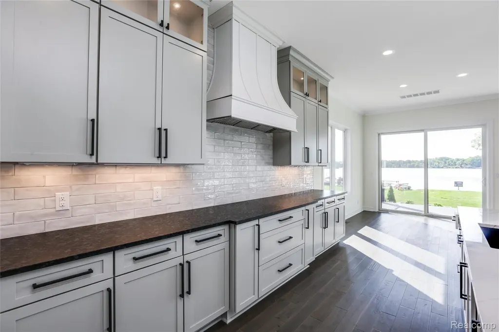 16665 Kings Fairway Lane Grand Blanc City MI 48439