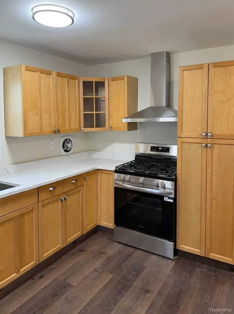 14405 Syracuse Street Taylor City MI 48180