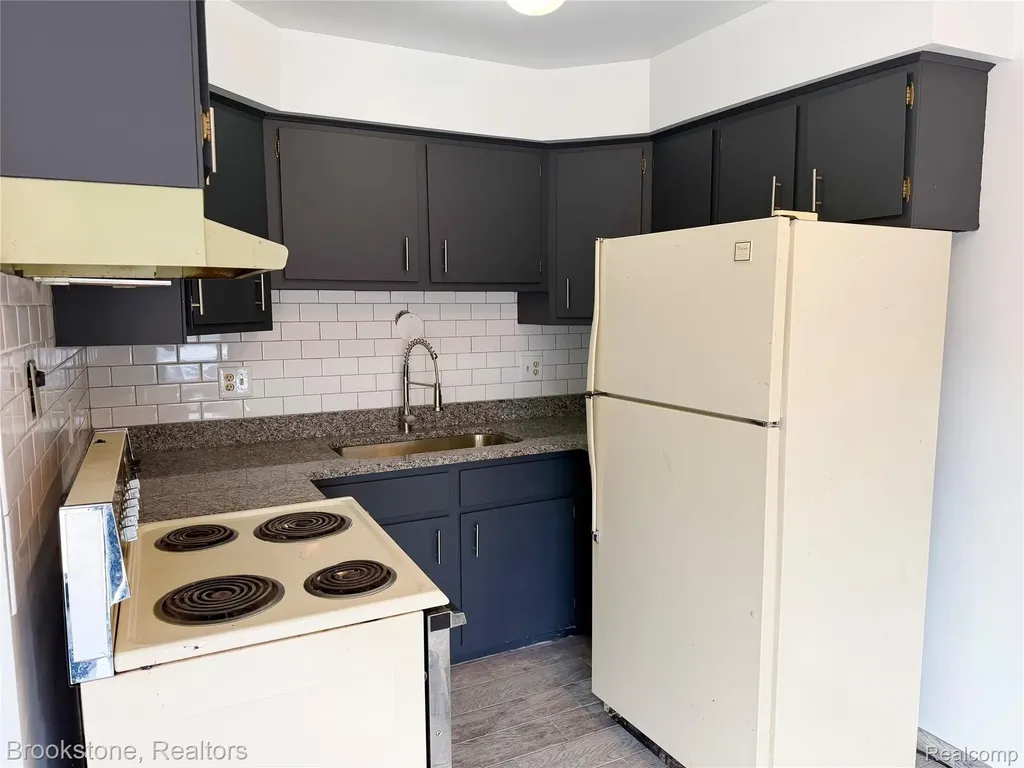 8401 18 Mile Road Sterling Heights City MI 48313
