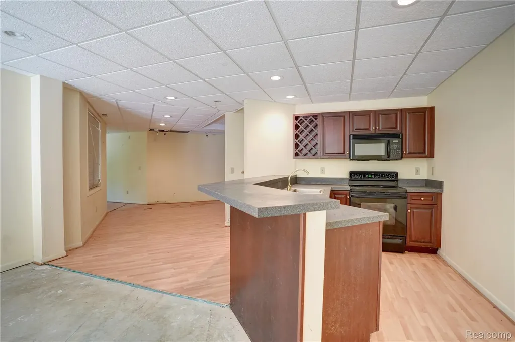 5166 Warwick Woods Trail Grand Blanc Charter Township MI 48439