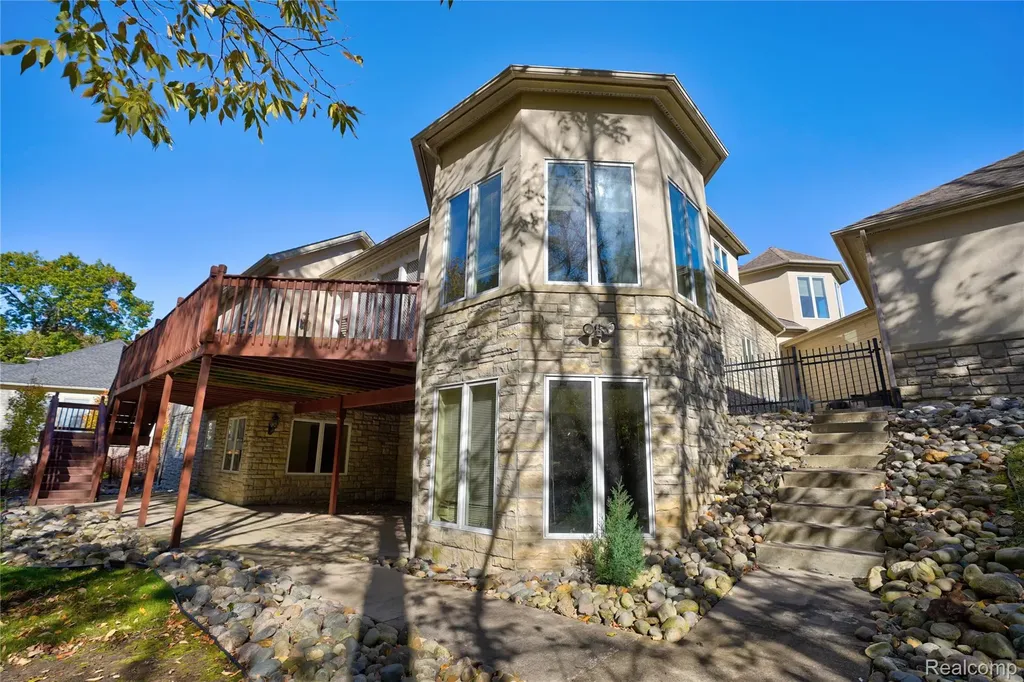5166 Warwick Woods Trail Grand Blanc Charter Township MI 48439