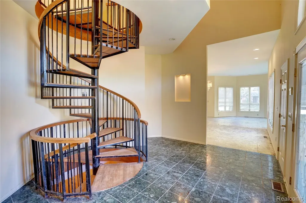 5166 Warwick Woods Trail Grand Blanc Charter Township MI 48439