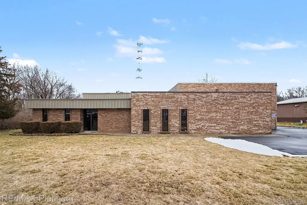 1200 Holden Avenue Milford Charter Township MI 48381