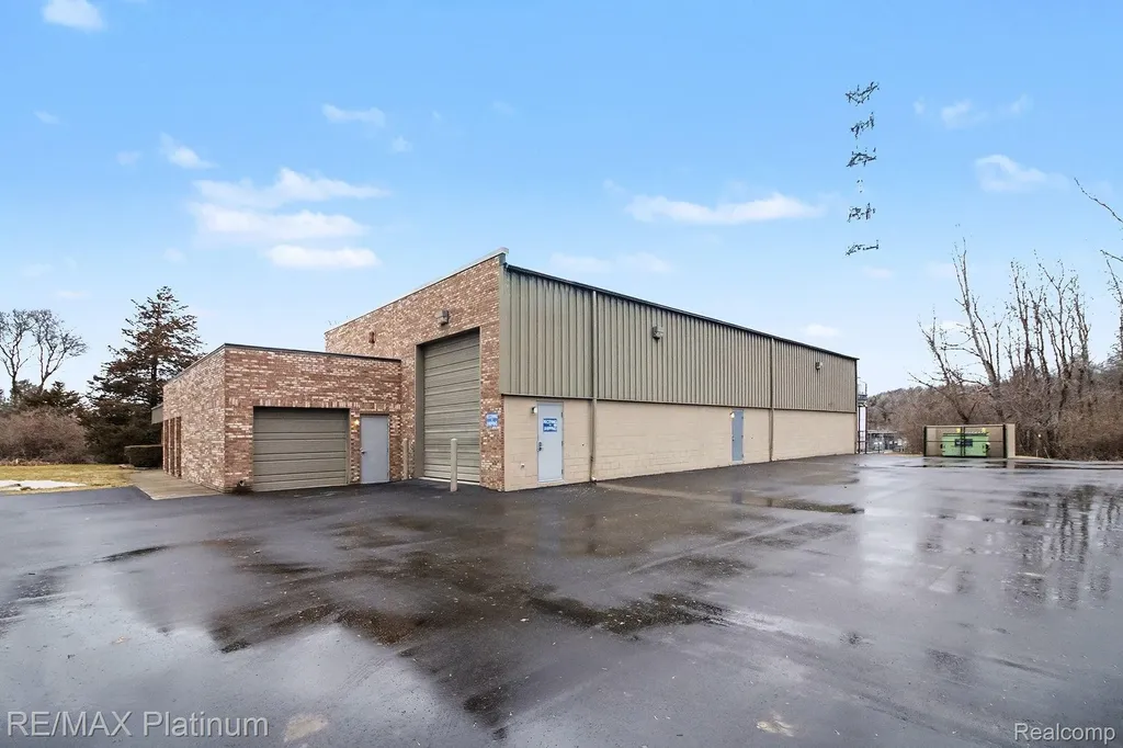 1200 Holden Avenue Milford Charter Township MI 48381