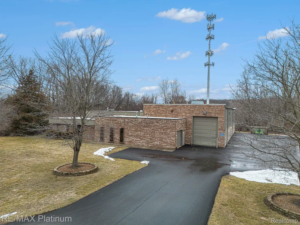 1200 Holden Avenue Milford Charter Township MI 48381