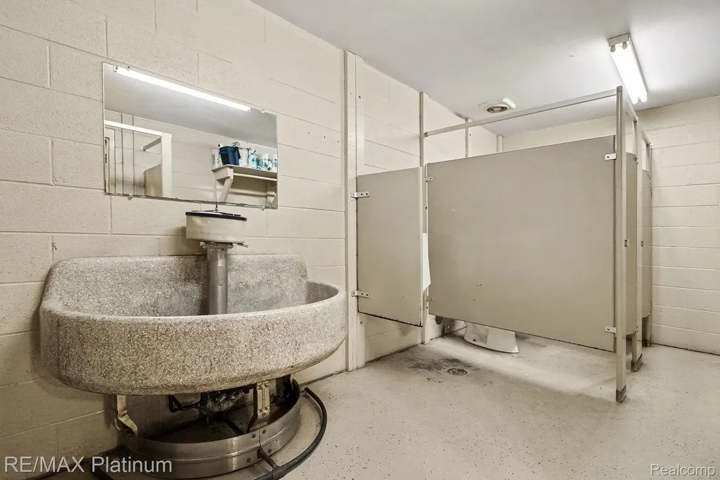 1200 Holden Avenue Milford Charter Township MI 48381