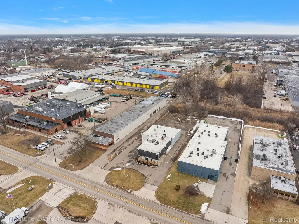 1216 Combermere Drive Troy City MI 48083