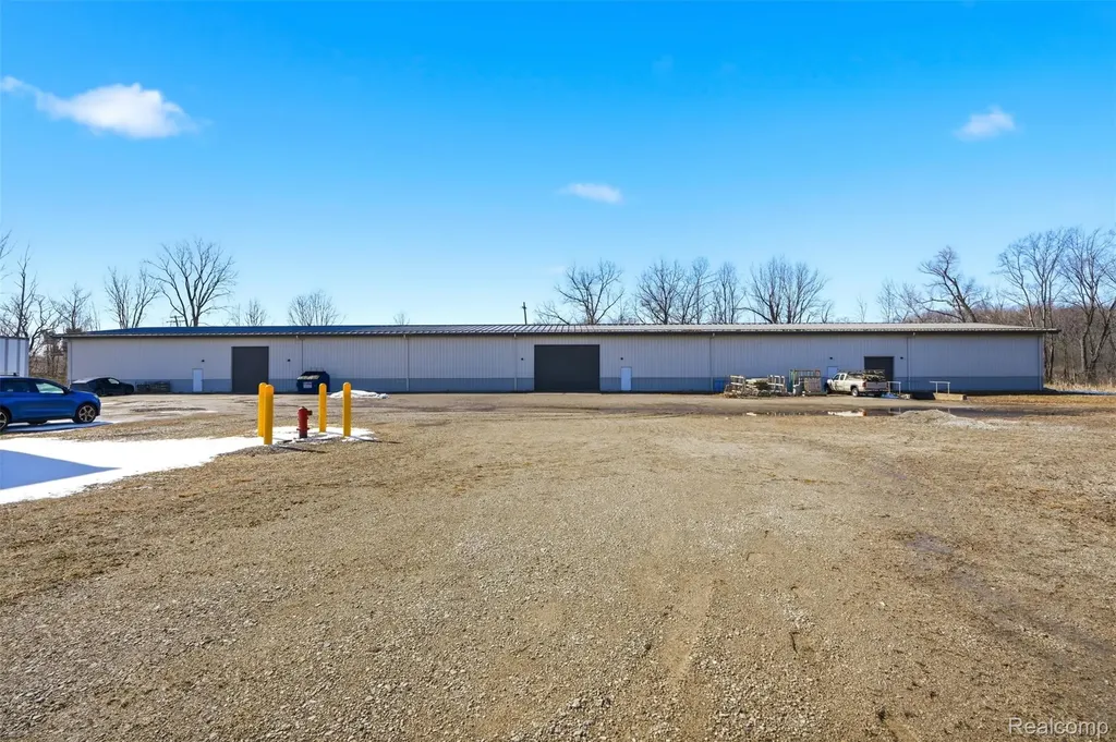 415 N Lafayette Street South Lyon City MI 48178