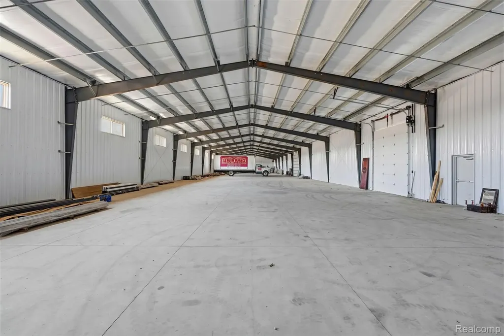 415 N Lafayette Street South Lyon City MI 48178
