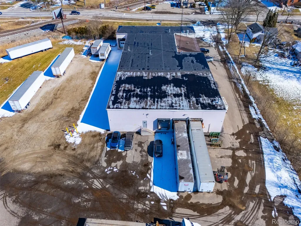 415 N Lafayette Street South Lyon City MI 48178