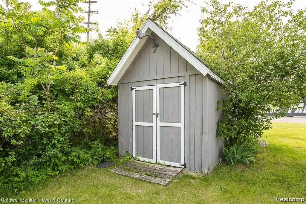 4780 E M 36 Hamburg Township MI 48169
