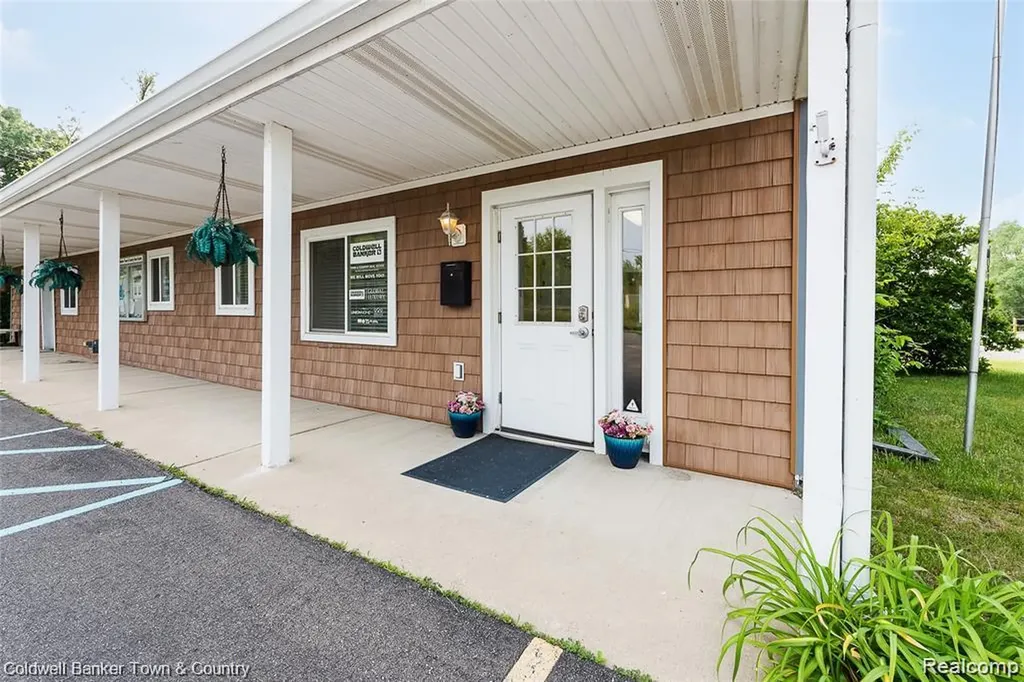 4780 E M 36 Hamburg Township MI 48169