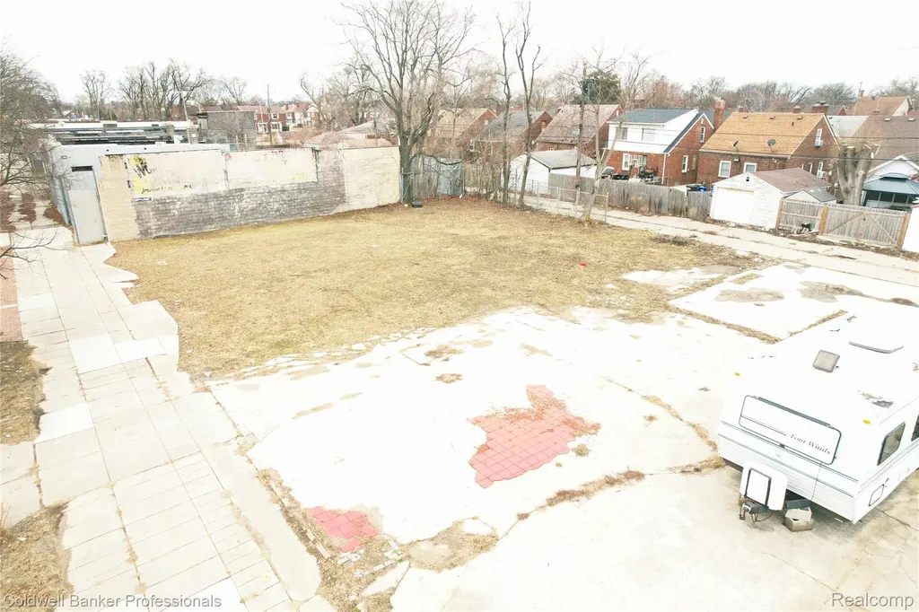 18269 Wyoming Avenue Detroit City MI 48221