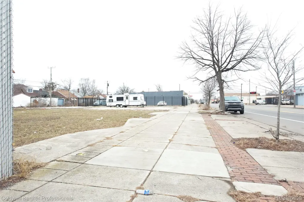 18269 Wyoming Avenue Detroit City MI 48221