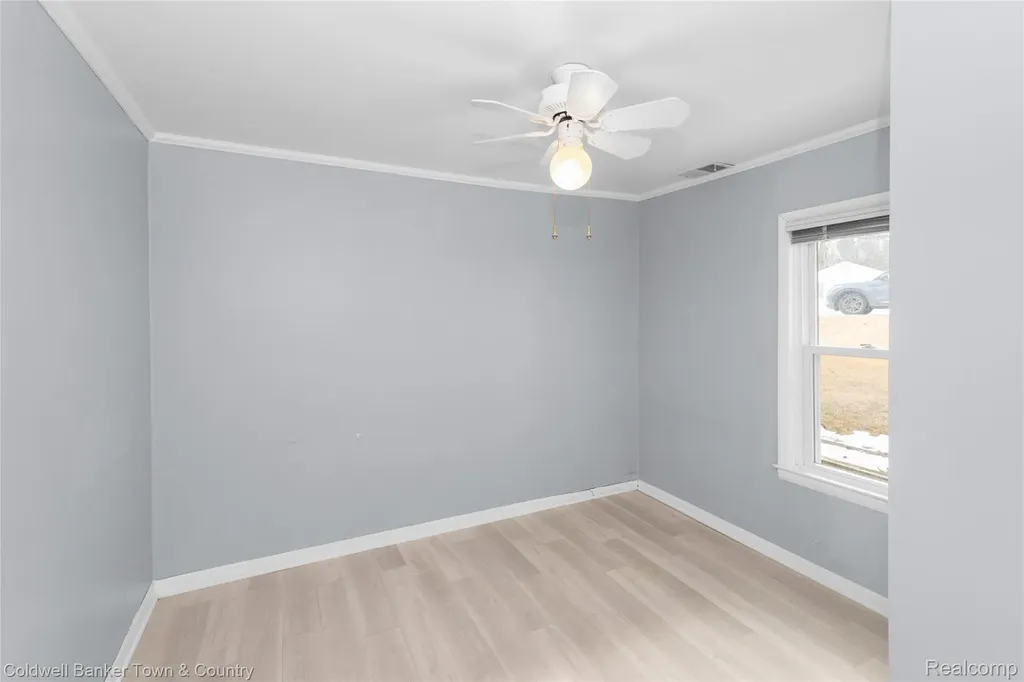 2705 Melvin Drive Hamburg Township MI 48169