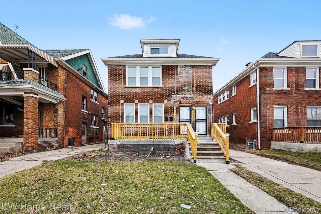 13723 Mapleridge Street Detroit City MI 48205