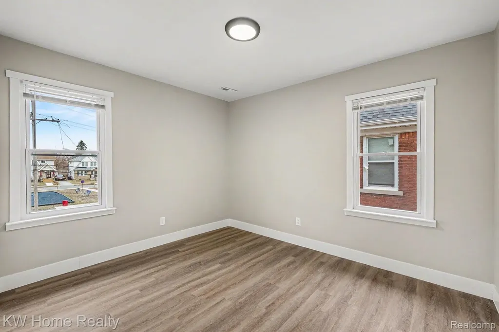 13723 Mapleridge Street Detroit City MI 48205
