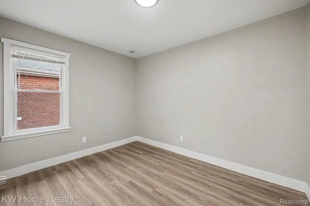 13723 Mapleridge Street Detroit City MI 48205