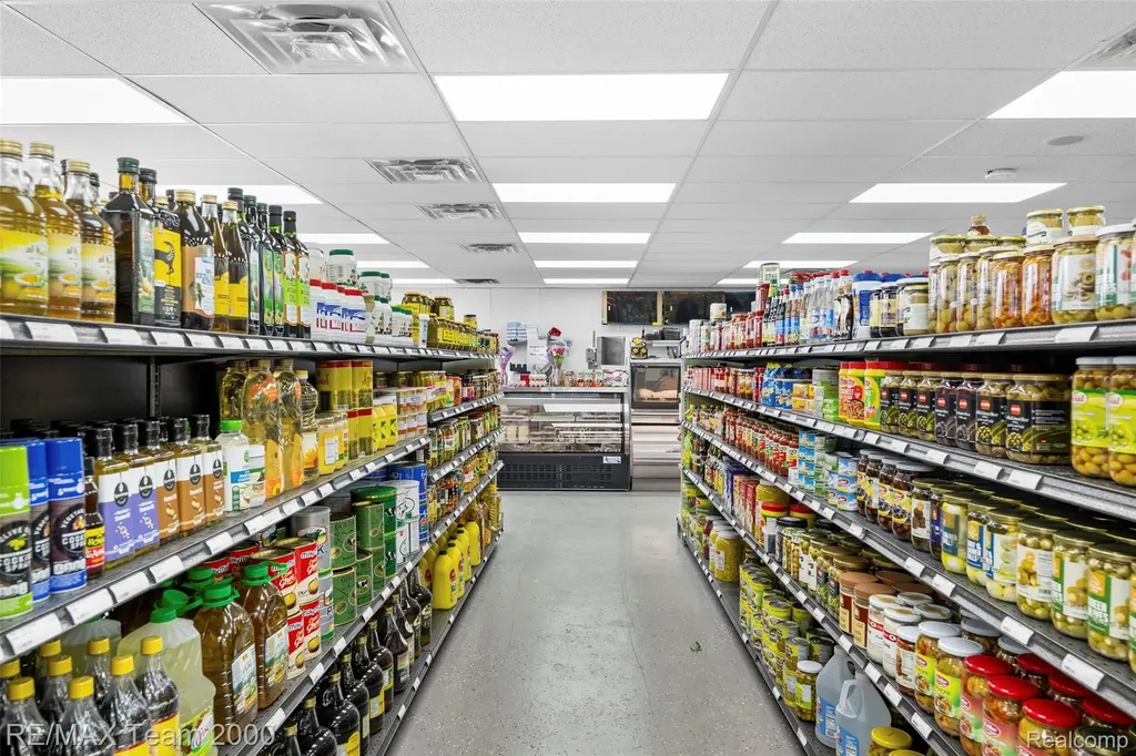 7329 N Lilley Road Canton Charter Township MI 48187