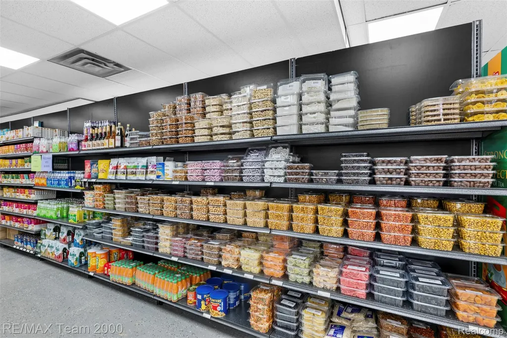 7329 N Lilley Road Canton Charter Township MI 48187