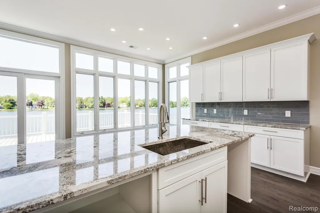 16637 Kings Fairway Lane Grand Blanc City MI 48439