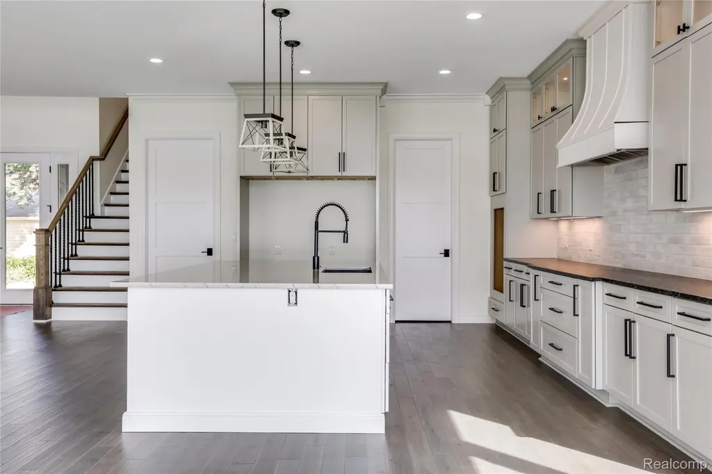 16637 Kings Fairway Lane Grand Blanc City MI 48439