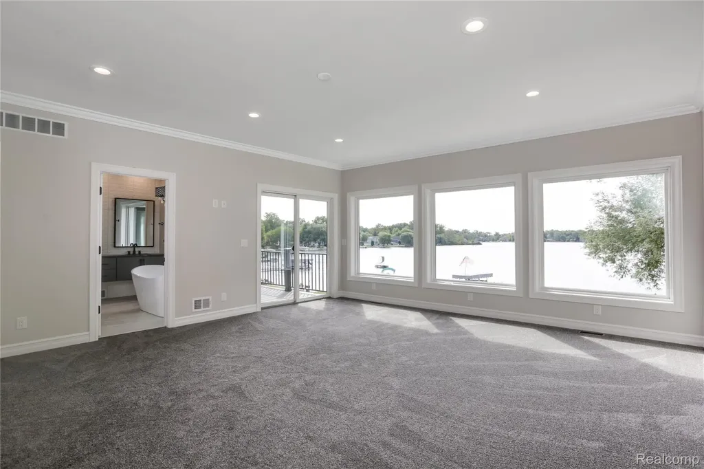 16637 Kings Fairway Lane Grand Blanc City MI 48439