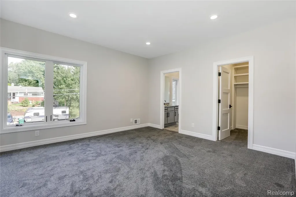 16637 Kings Fairway Lane Grand Blanc City MI 48439