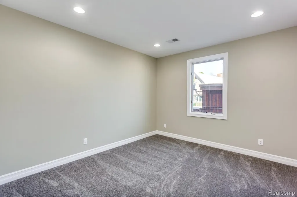16637 Kings Fairway Lane Grand Blanc City MI 48439