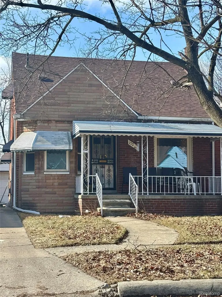 17205 Shaftsbury Avenue Detroit City MI 48219